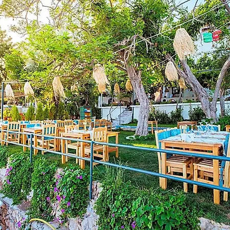 Hotel Sardunya