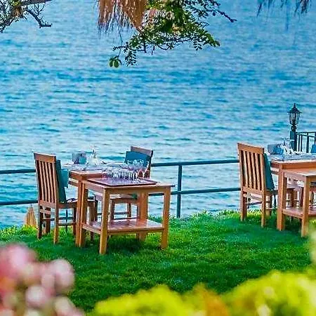Hotel Sardunya Kaş