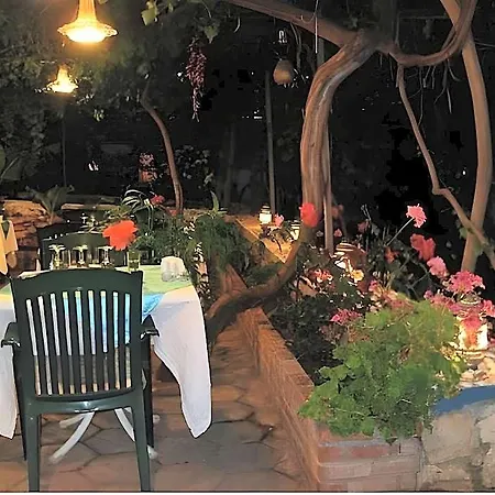 Hotel Sardunya Kaş